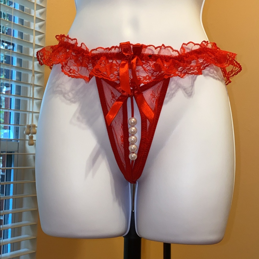 Lace Pearl Thong